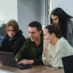 Роль видеоблогера